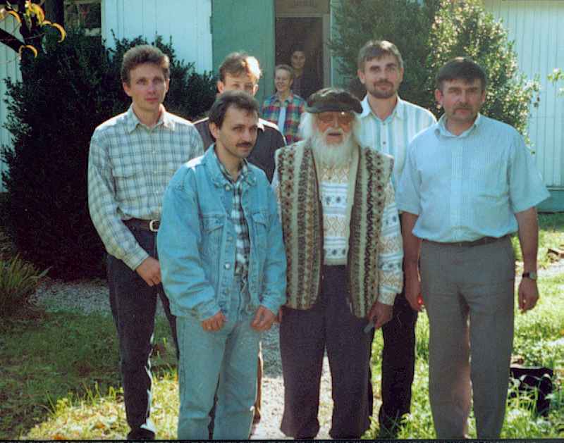 Бригада помощников по уходу за церковью